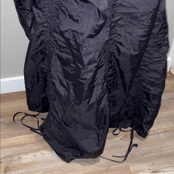 Elegant Black Maxi Skirt nwt - Picture 3 of 10